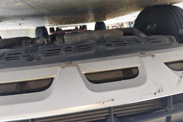 Used BYD S7 2016 2.0T Automatic Prestige Edition Chassis Front