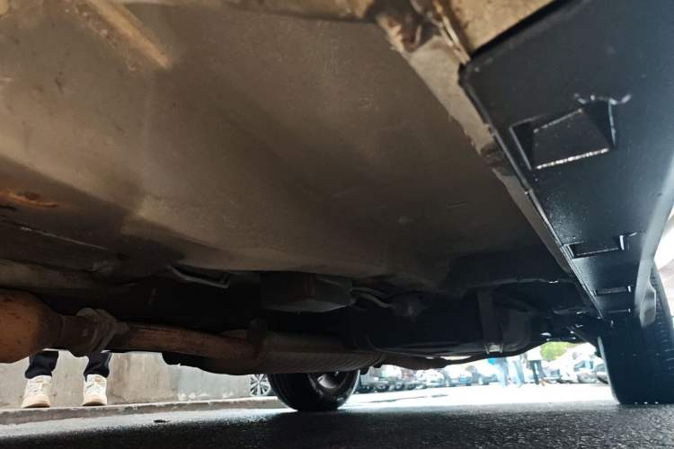 Used BYD S7 2016 2.0T Automatic Prestige Edition Chassis Front Left