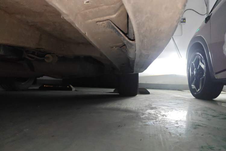 Used BYD S7 2016 2.0T Automatic Prestige Plus Chassis Front Left