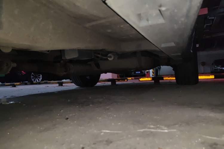 Used BYD S7 2016 2.0T Automatic Prestige Plus Chassis Front Left