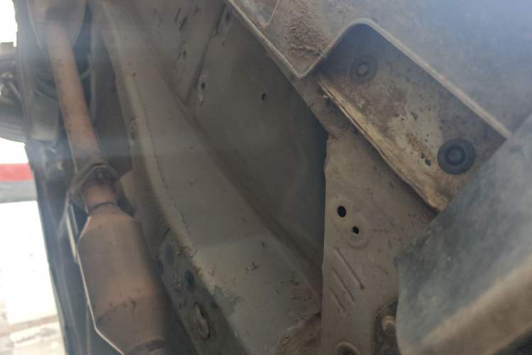 Used BYD S7 2016 2.0T Automatic Prestige Edition Chassis Front Right