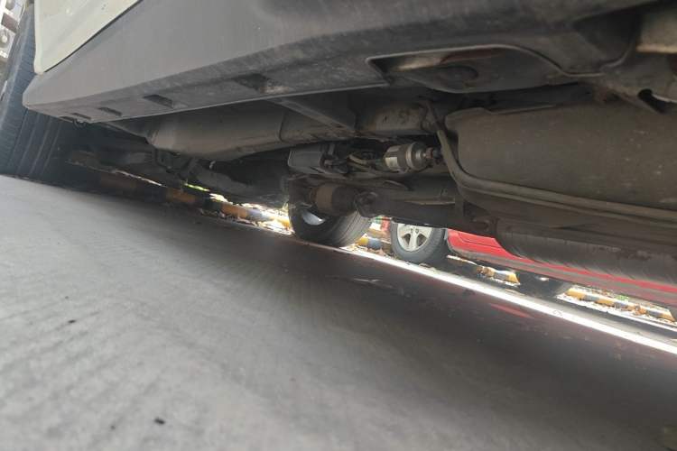 Used BYD S7 2016 2.0T Automatic Prestige Plus Chassis Rear Left