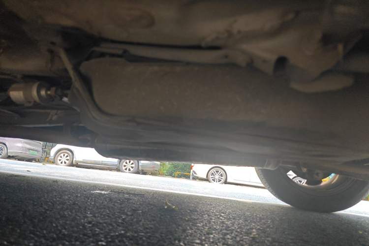 Used BYD S7 2016 2.0T Automatic Prestige Plus Chassis Rear Left