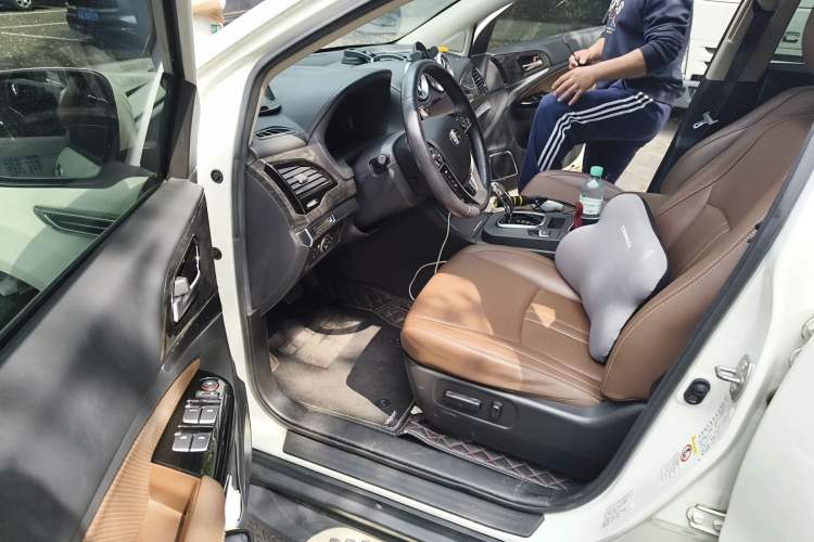 Used BYD S7 2016 2.0T Automatic Prestige Plus Driver Seat