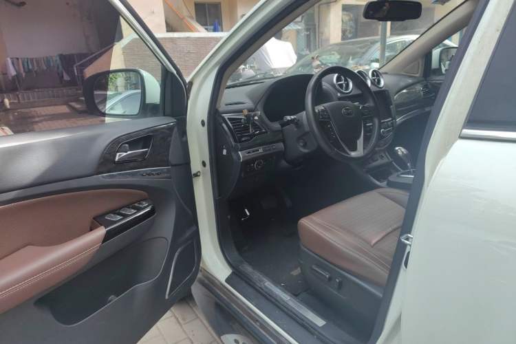 Used BYD S7 2016 2.0T Automatic Flagship Plus Driver Seat