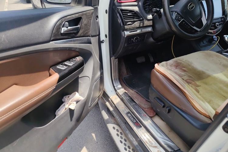 Used BYD S7 2016 2.0T Automatic Prestige Plus Driver Seat