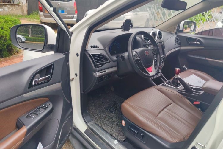 Used BYD S7 2016 1.5T Manual Luxury Edition Driver Seat