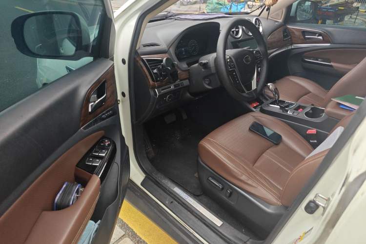 Used BYD S7 2016 2.0T Automatic Flagship Plus Driver Seat