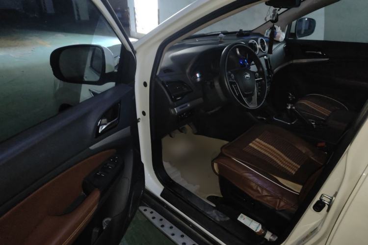 Used BYD S7 2016 1.5T Manual Luxury Edition Driver Seat