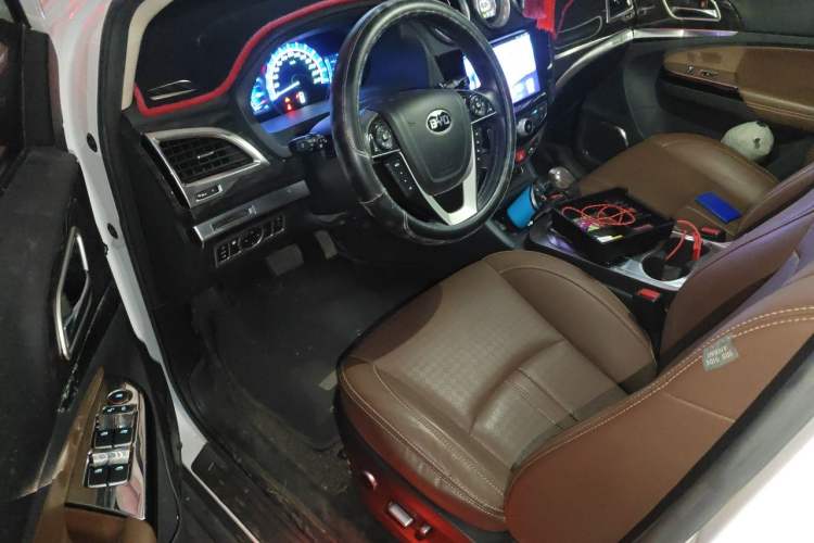 Used BYD S7 2016 2.0T Automatic Prestige Plus Driver Seat