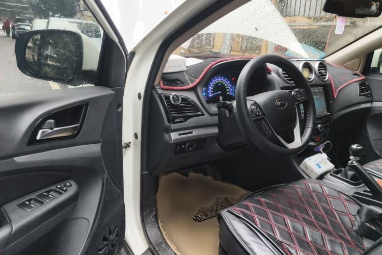 Used BYD S7 2016 1.5T Manual Luxury Edition Driver Seat