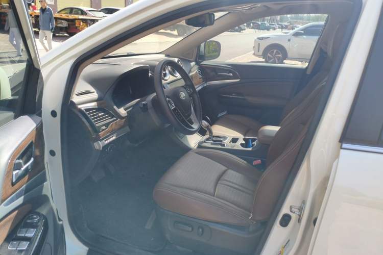 Used BYD S7 2016 2.0T Automatic Prestige Plus Driver Seat