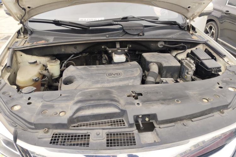 Used BYD S7 2016 1.5T Manual Luxury Edition Engine Bay