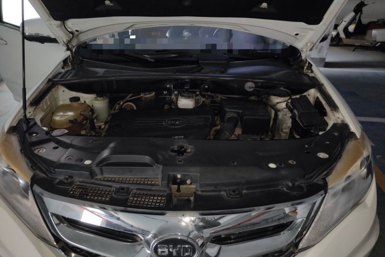 Used BYD S7 2016 1.5T Manual Luxury Edition Engine Bay