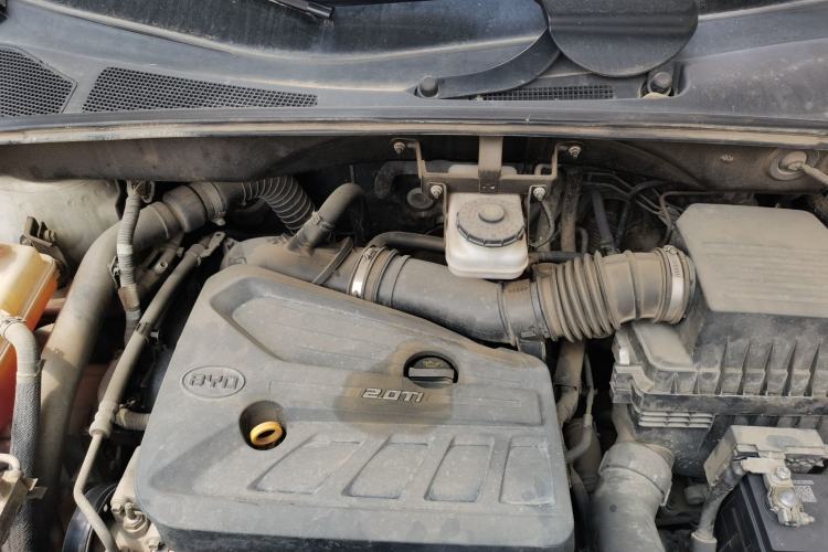 Used BYD S7 2016 2.0T Automatic Flagship Plus Engine Bay