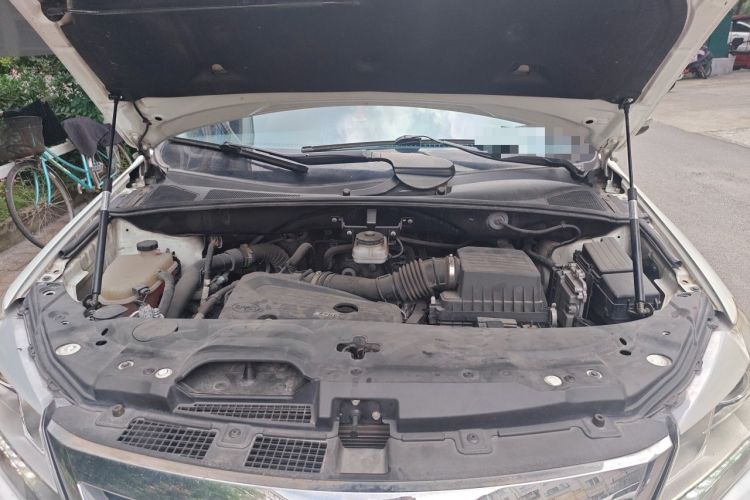 Used BYD S7 2016 2.0T Automatic Flagship Plus Engine Bay