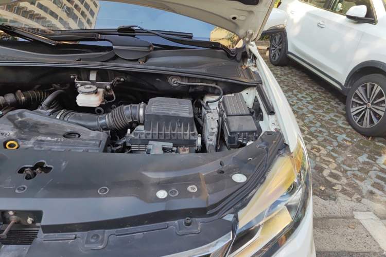 Used BYD S7 2016 2.0T Automatic Flagship Plus Engine Bay Left
