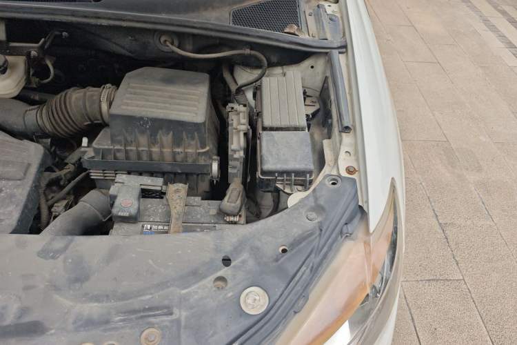 Used BYD S7 2016 2.0T Automatic Flagship Plus Engine Bay Left