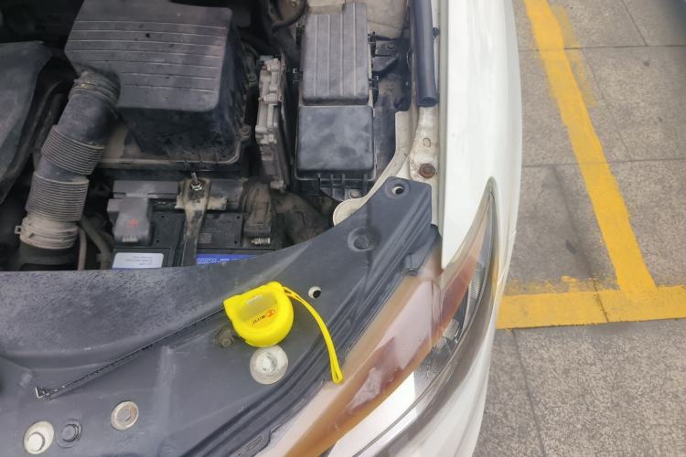 Used BYD S7 2016 1.5T Manual Luxury Edition Engine Bay Left