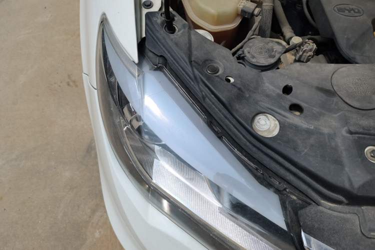 Used BYD S7 2016 2.0T Automatic Flagship Plus Engine Bay Right