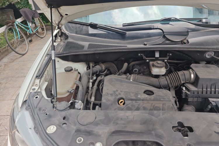 Used BYD S7 2016 2.0T Automatic Flagship Plus Engine Bay Right