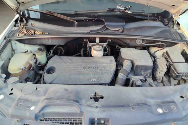 Used BYD S7 2016 1.5T Manual Luxury Edition Engine Bay