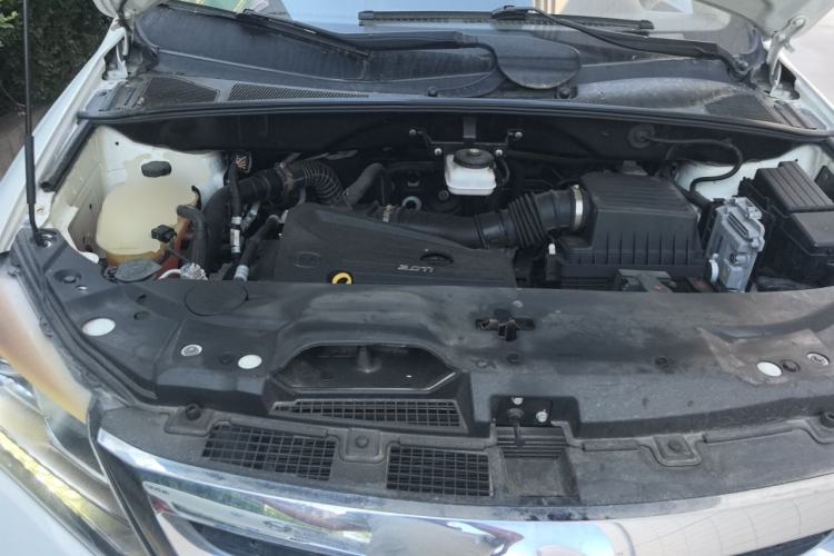 Used BYD S7 2016 2.0T Automatic Prestige Plus Engine Bay