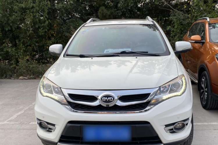 Used BYD S7 2016 2.0T Automatic Prestige Edition Exterior 1