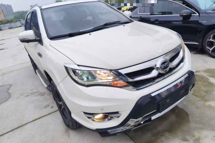 Used BYD S7 2016 1.5T Manual Luxury Edition Exterior 1