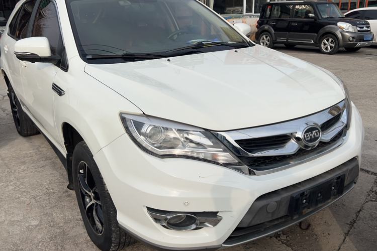 Used BYD S7 2016 1.5T Manual Luxury Edition Exterior 2
