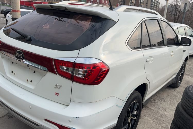 Used BYD S7 2016 1.5T Manual Luxury Edition Exterior 3