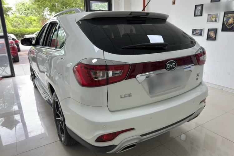 Used BYD S7 2016 1.5T Manual Luxury Edition Exterior 5