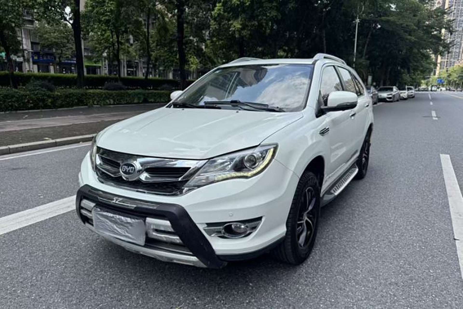 Used BYD S7 2016 1.5T Manual Luxury Edition Exterior 9