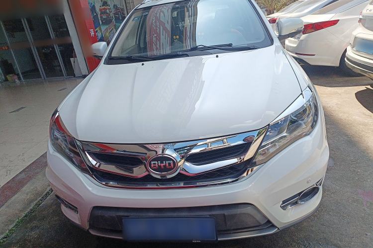Used BYD S7 2016 2.0T Automatic Prestige Plus Front