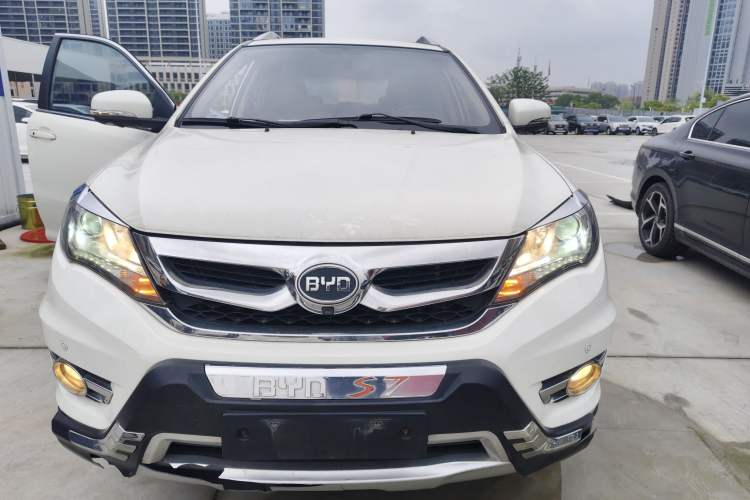 Used BYD S7 2016 1.5T Manual Luxury Edition Front