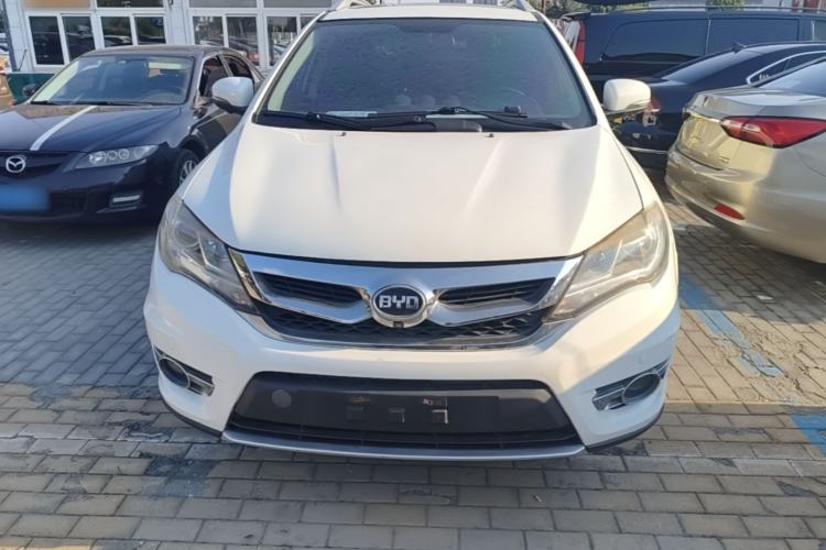 Used BYD S7 2016 2.0T Automatic Prestige Edition Front