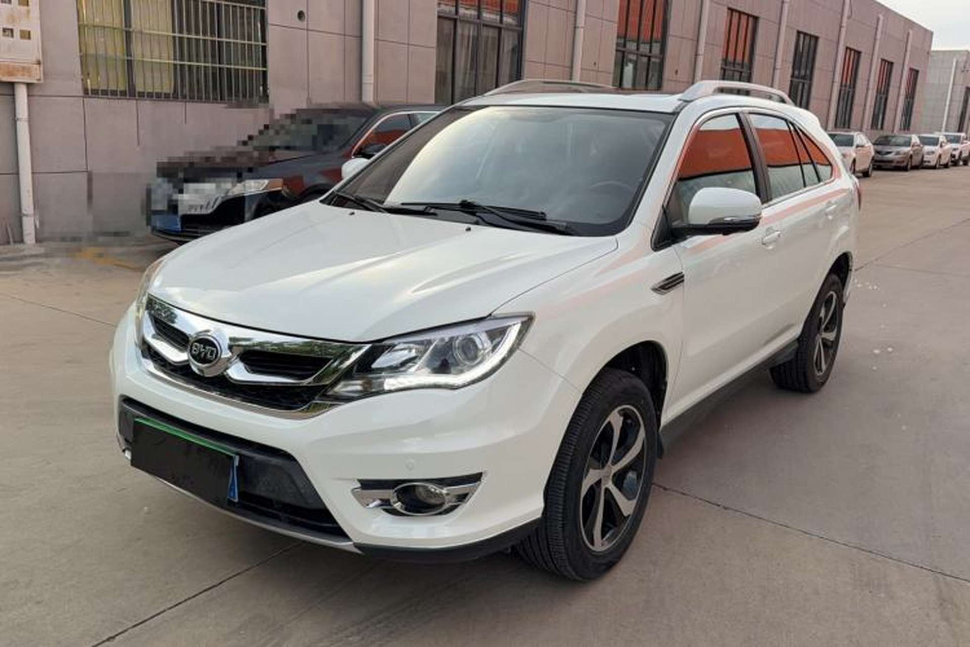 Used BYD S7 2016 2.0T Automatic Prestige Edition Front Left 45 Deg
