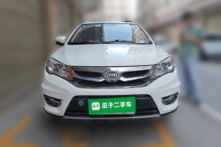 Used BYD S7 2016 2.0T Automatic Prestige Plus Front