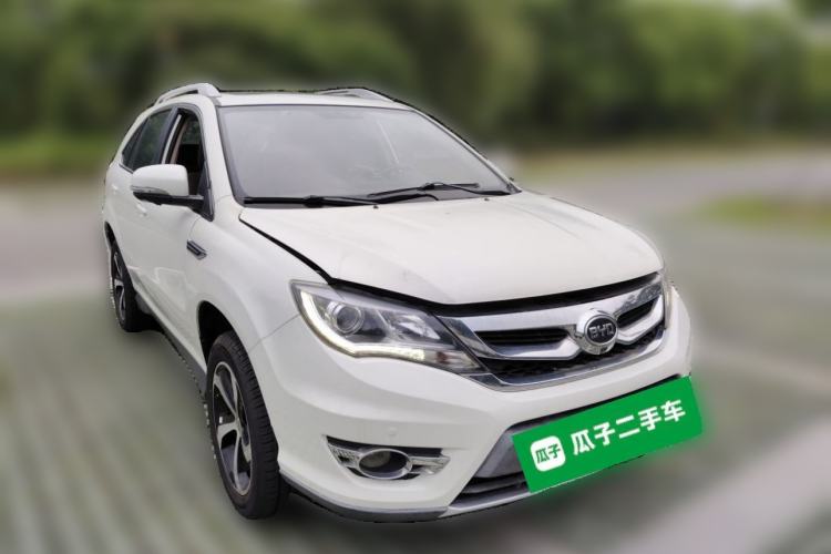Used BYD S7 2016 2.0T Automatic Prestige Plus Front Right 45 Deg