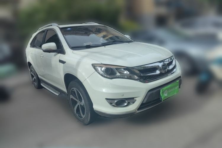Used BYD S7 2016 2.0T Automatic Flagship Plus Front Right 45 Deg