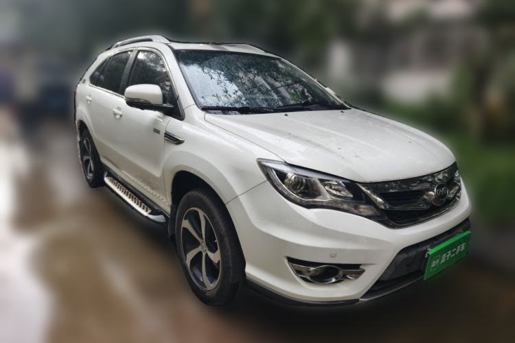 Used BYD S7 2016 2.0T Automatic Prestige Plus Front Right 45 Deg