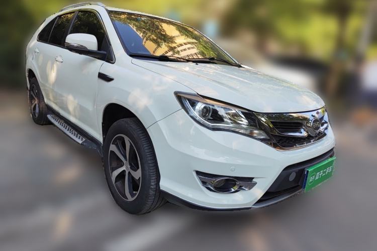 Used BYD S7 2016 2.0T Automatic Flagship Plus Front Right 45 Deg