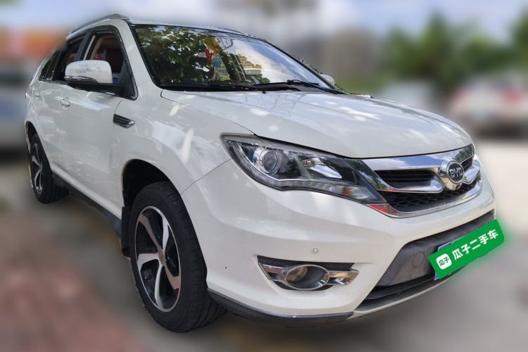 Used BYD S7 2016 2.0T Automatic Flagship Plus Front Right 45 Deg