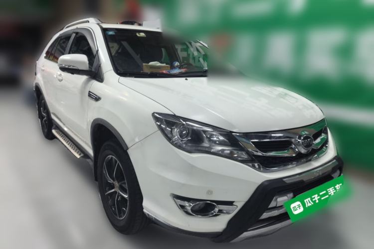 Used BYD S7 2016 1.5T Manual Luxury Edition Front Right 45 Deg