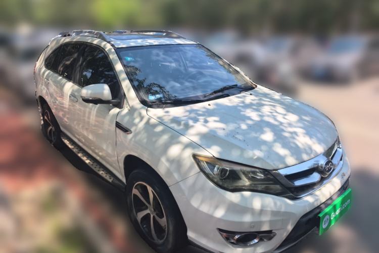 Used BYD S7 2016 2.0T Automatic Prestige Plus Front Right 45 Deg