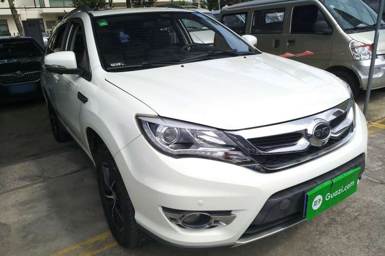Used BYD S7 2016 1.5T Manual Luxury Edition Front Right 45 Deg