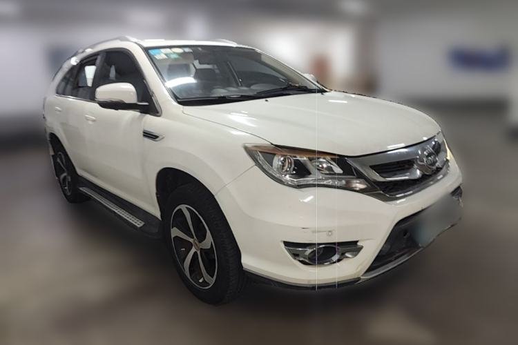 Used BYD S7 2016 2.0T Automatic Prestige Plus Front Right 45 Deg