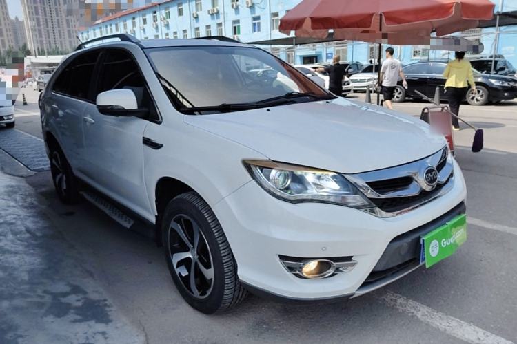 Used BYD S7 2016 2.0T Automatic Prestige Plus Front Right 45 Deg