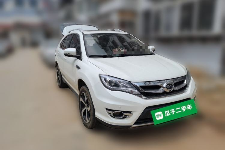 Used BYD S7 2016 2.0T Automatic Flagship Plus Front Right 45 Deg