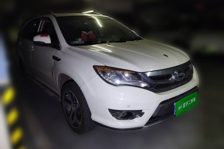 Used BYD S7 2016 2.0T Automatic Prestige Plus Front Right 45 Deg